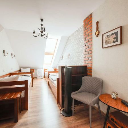 Ginger Aparthostel Krakow Bagian luar foto