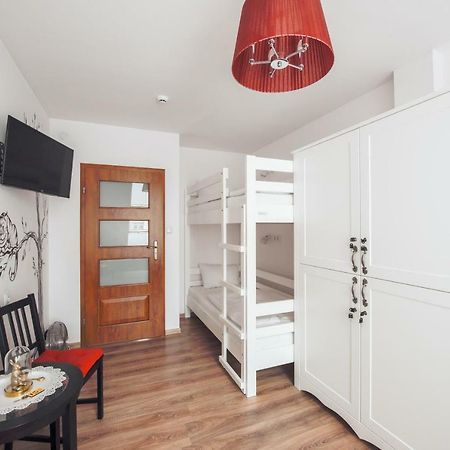 Ginger Aparthostel Krakow Bagian luar foto